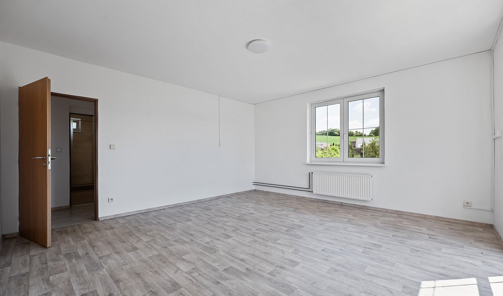 Prodej domu 395 m², Zádveřice-Raková – náhled fotky 16