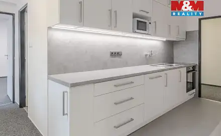 Pronájem bytu 3+1 82 m², Mokrá II, Zlín - Mladcová