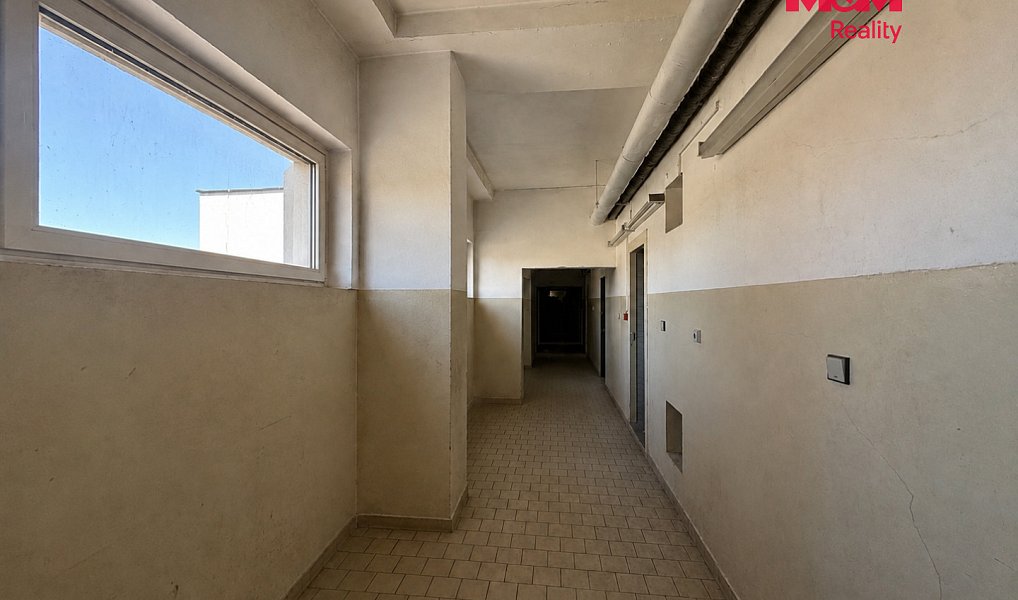Pronájem kanceláře 3 000 m², Teplice – náhled fotky 9