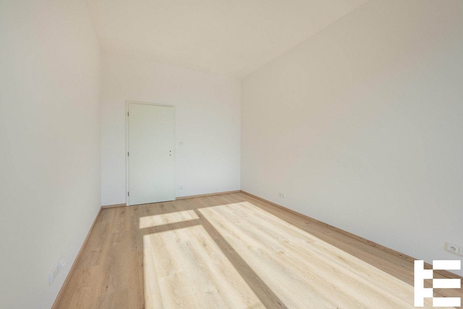 Prodej bytu 2+kk 75 m² - Widok 5
