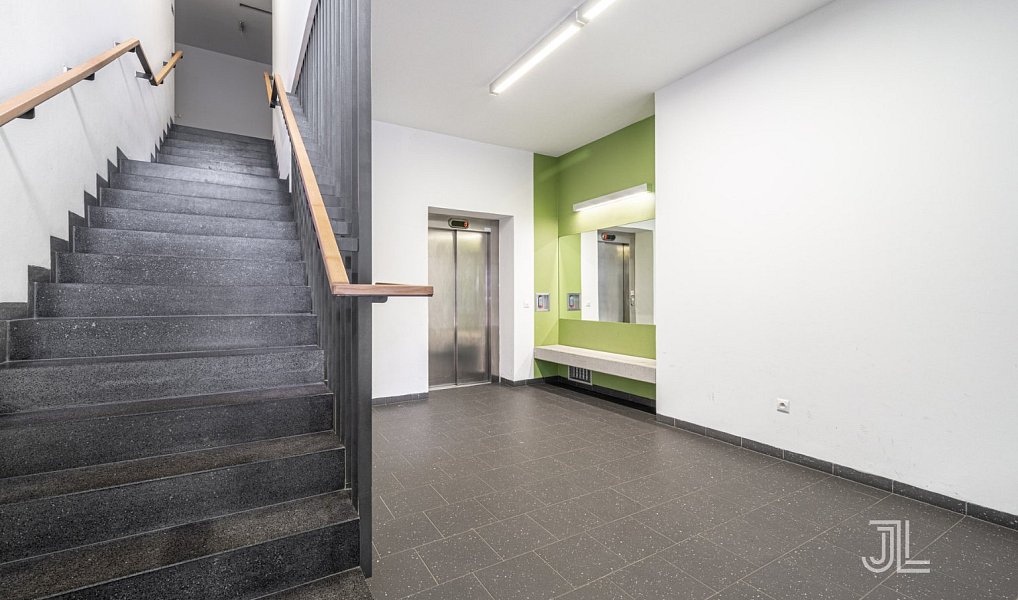 Prodej bytu 2+kk 56 m², Praha – náhled fotky 15