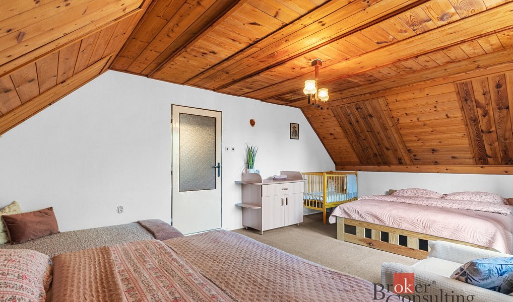 Prodej domu 107 m² s pozemkem 970 m², Karlovice – náhled fotky 11