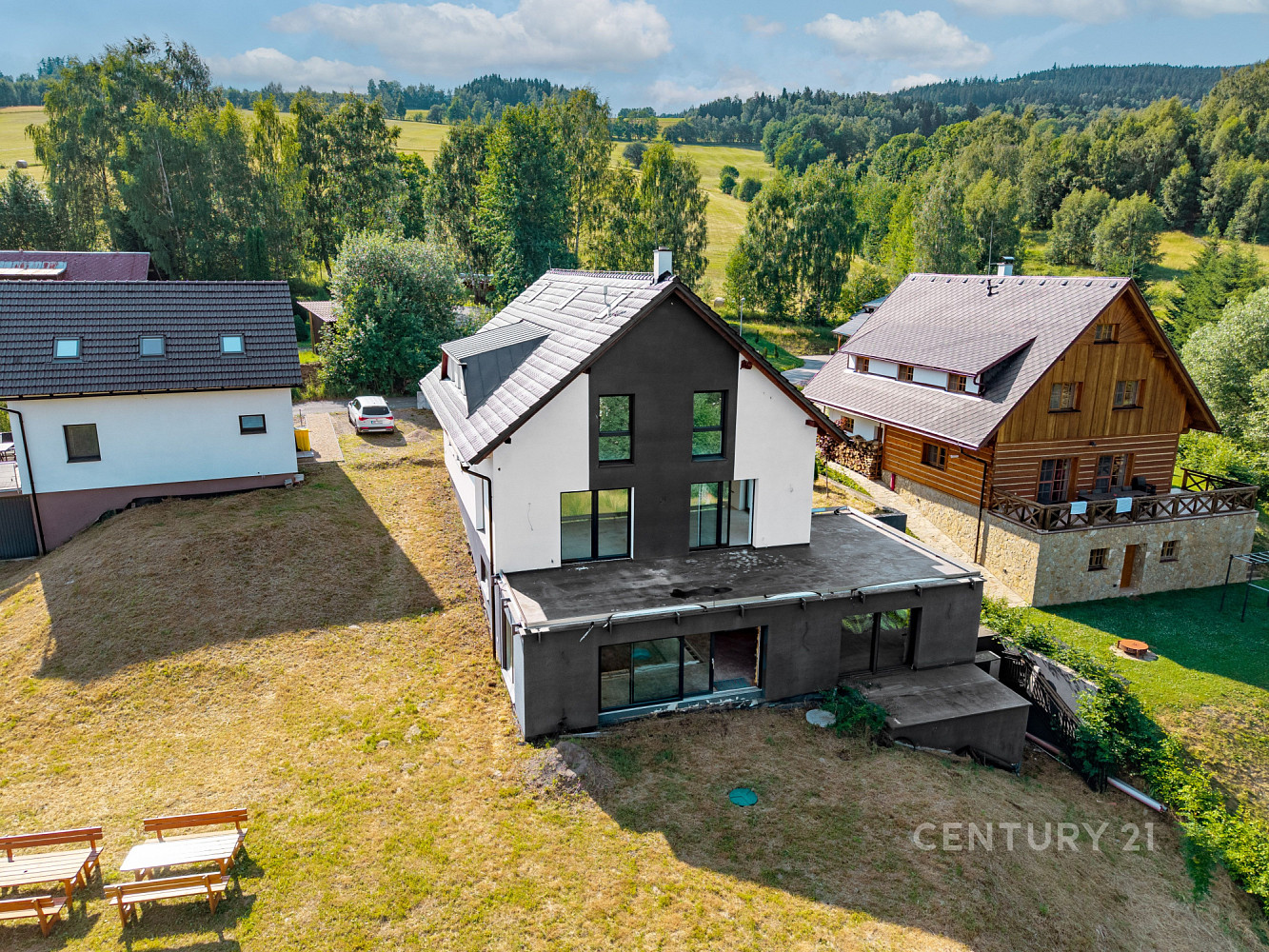 Prodej domu 473 m² s pozemkem 1 202 m² — photo 2