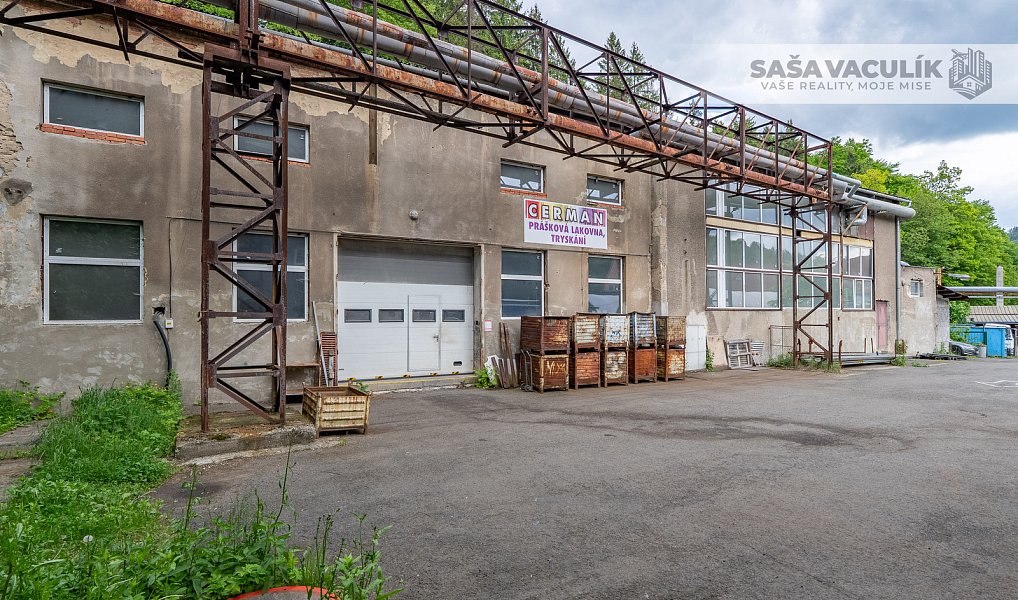 Prodej výrobních prostor 590 m², Vsetín – náhled fotky 2