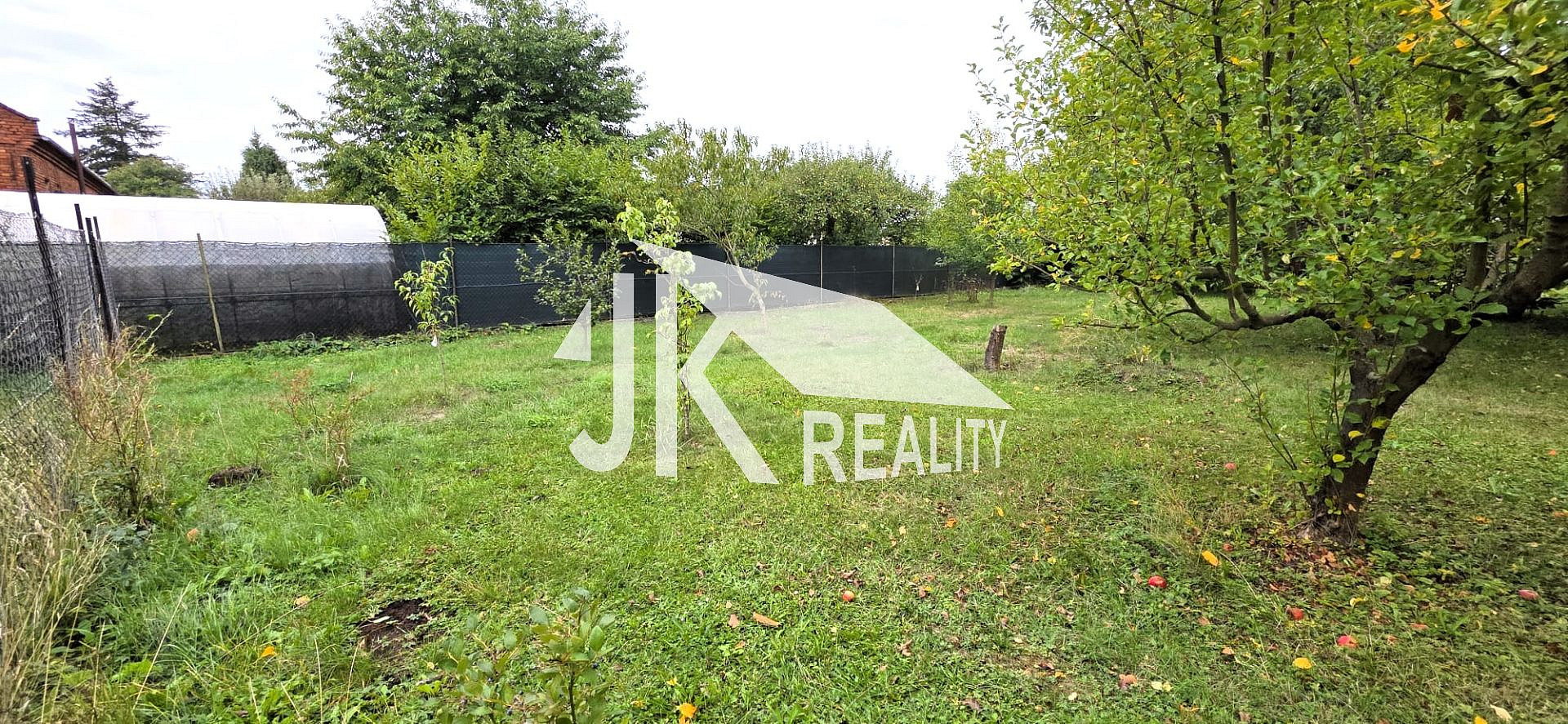 Prodej stavebního pozemku 596 m² – fotografie 5