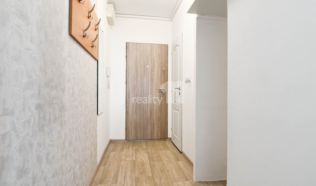 Pronájem bytu 2+kk 38 m², Hulín – náhled fotky 9