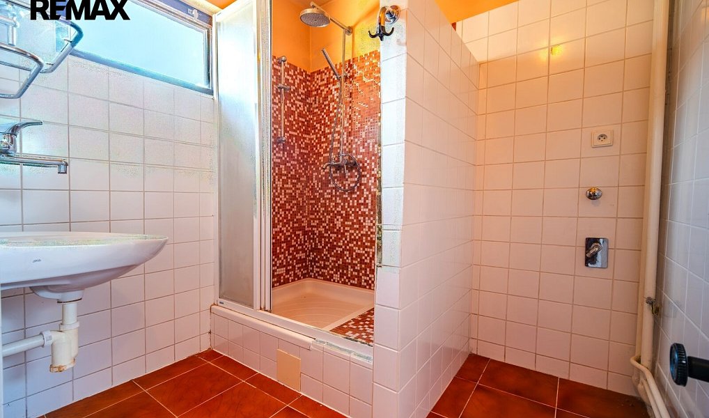 Prodej domu 412 m² s pozemkem 1 060 m², Doksy – náhled fotky 9