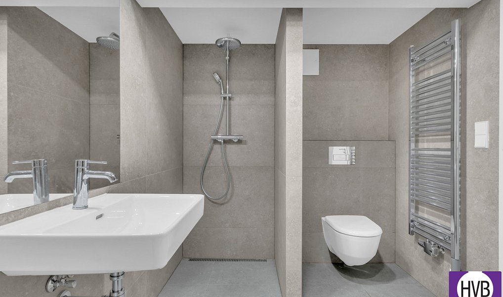 Prodej bytu 1+kk 37 m², Praha – náhled fotky 8