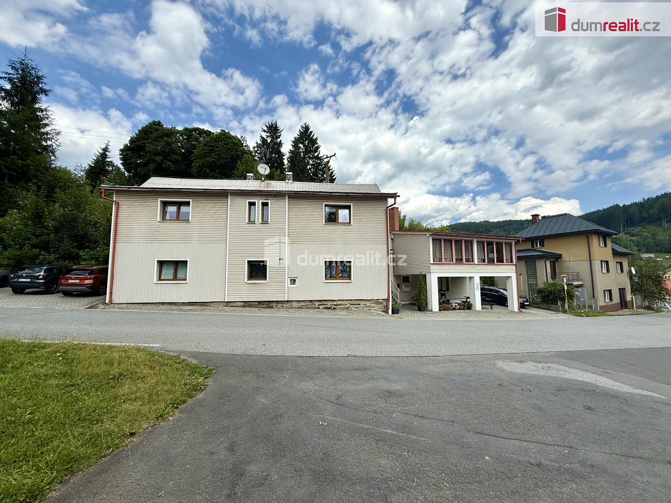 Prodej ubytovacího objektu 450 m² – fotografie 5