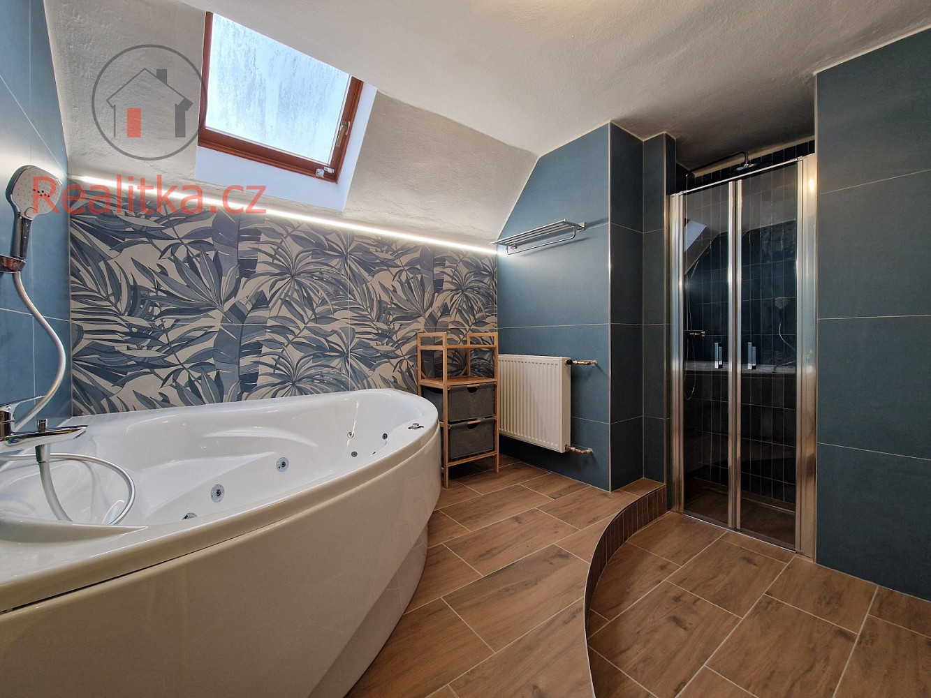 Pronájem domu 200 m² s pozemkem 147 m² – fotografie 5
