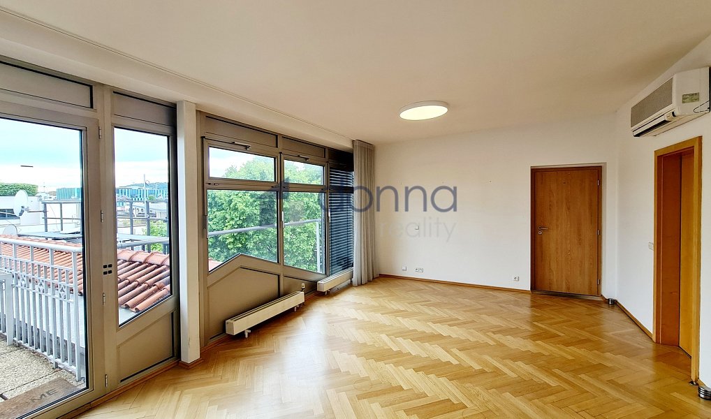 Pronájem kanceláře 203 m², Praha – náhled fotky 6