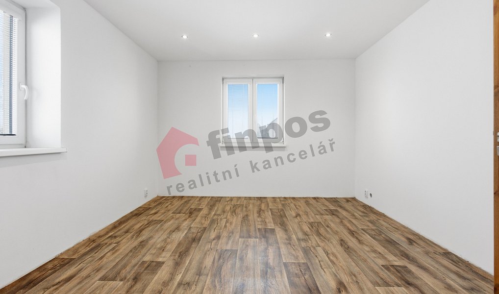Prodej domu 282 m² s pozemkem 409 m², Velemín – náhled fotky 5