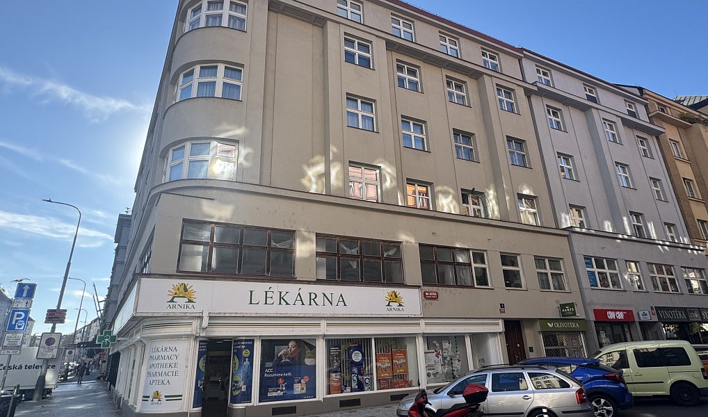 Pronájem bytu 2+1 68 m², Praha – náhled fotky 17
