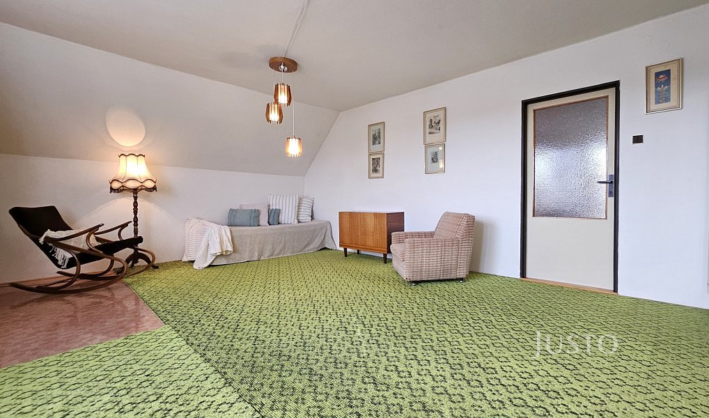Prodej domu 296 m² s pozemkem 853 m², Strakonice – náhled fotky 17