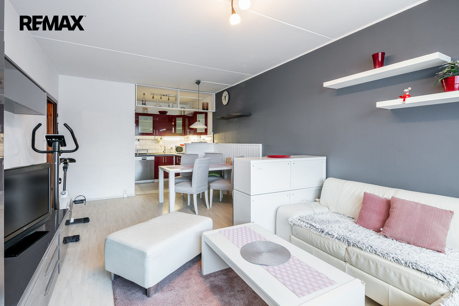 Pronájem bytu 3+kk 64 m²