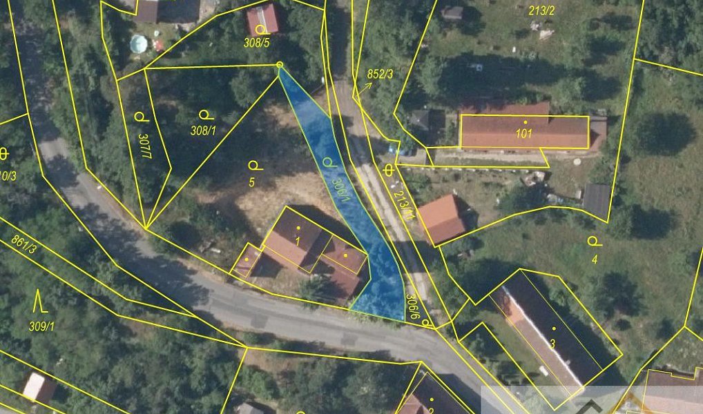 Prodej domu 135 m² s pozemkem 1 090 m², Městečko – náhled fotky 33