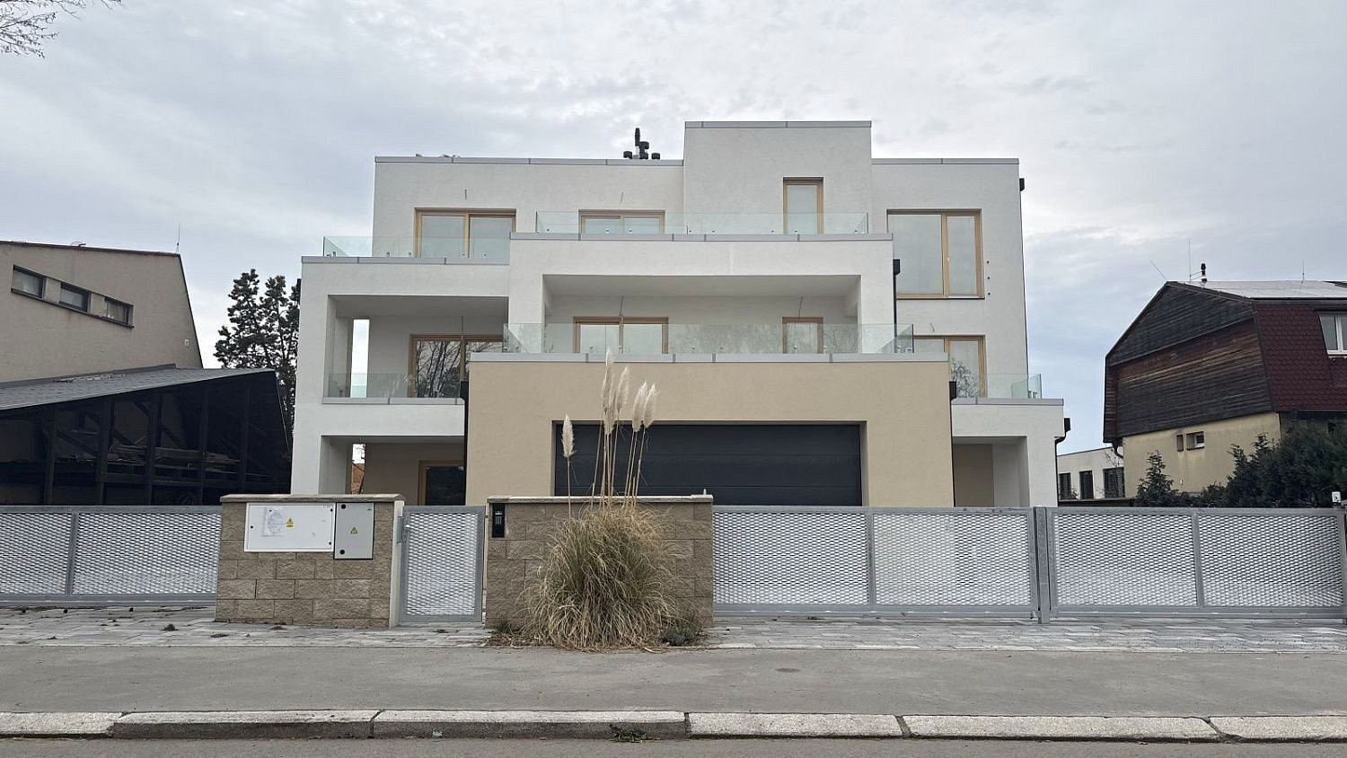 Prodej domu 632 m² s pozemkem 747 m²