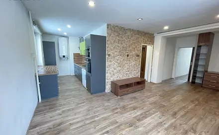 Pronájem bytu 2+1 50 m², Na Magistrále, Kolín - Kolín II