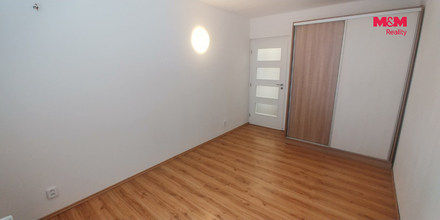 Pronájem bytu 3+1 68 m² — photo 3