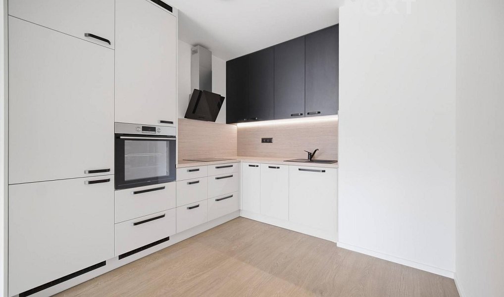 Pronájem bytu 2+kk 62 m², Hradec Králové – náhled fotky 2