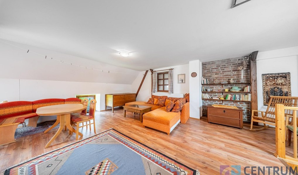 Prodej domu 267 m² s pozemkem 1 671 m², Obrubce – náhled fotky 6