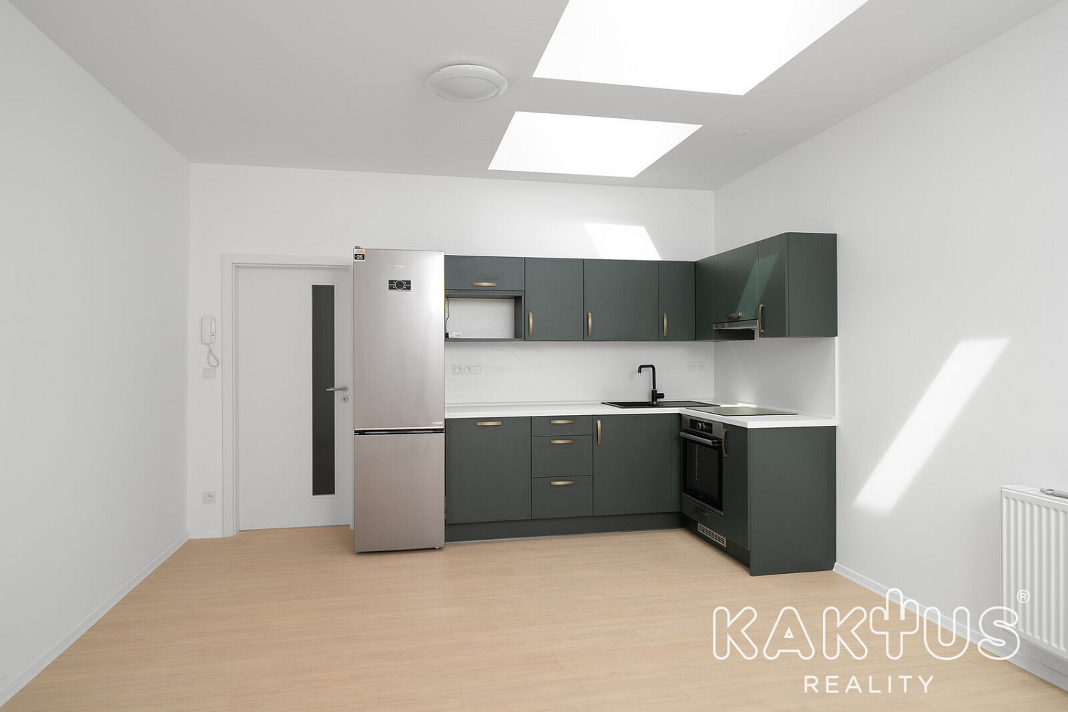 Pronájem bytu 1+kk 29 m²
