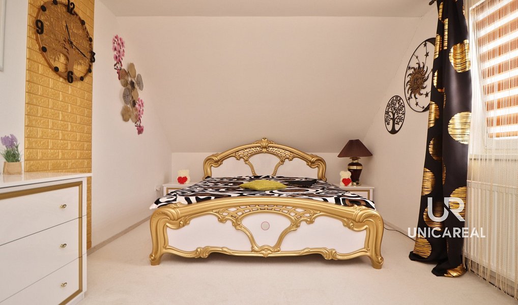 Prodej domu 233 m² s pozemkem 651 m², Božice – náhled fotky 38