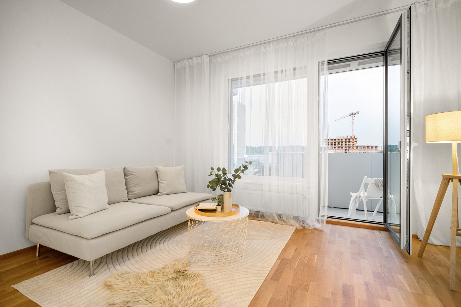 Pronájem bytu 2+kk 49 m² – fotografie 3
