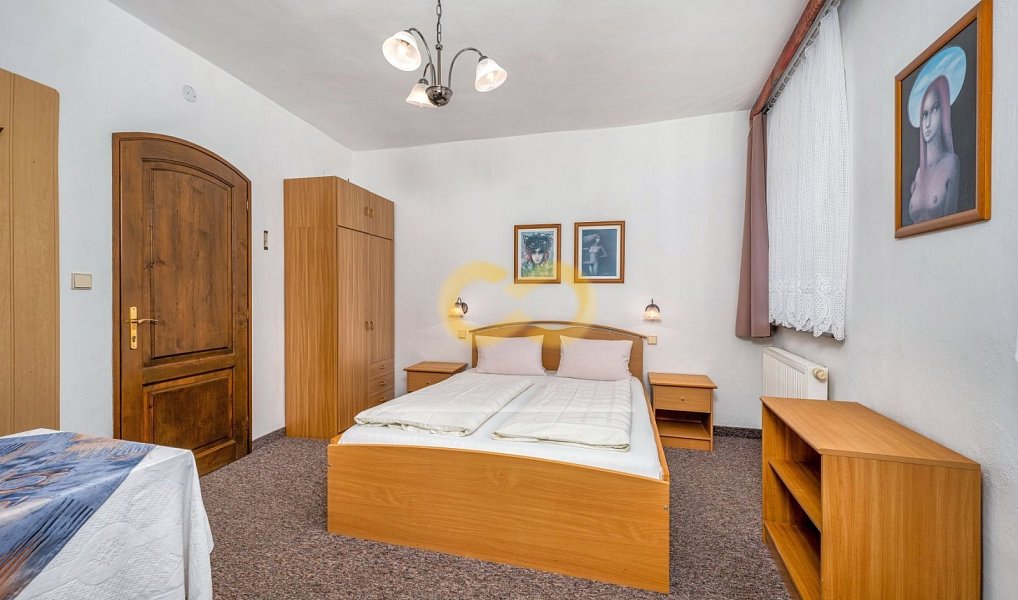 Prodej ubytovacího objektu 391 m², Český Krumlov – náhled fotky 12
