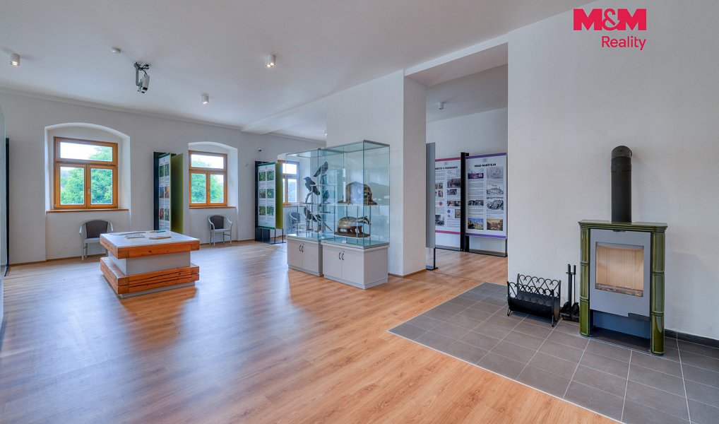 Prodej domu 1 250 m² s pozemkem 2 106 m², Manětín – náhled fotky 29