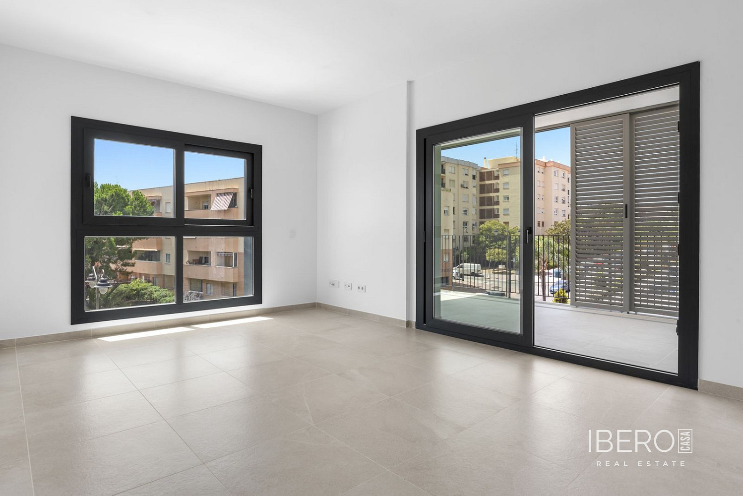 Piso 4+kk – Estepona, Barriada Islas Canarias - Vista 3