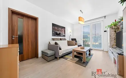 Prodej bytu 2+kk 52 m², Znojemská, Pohořelice, okres Brno-venkov