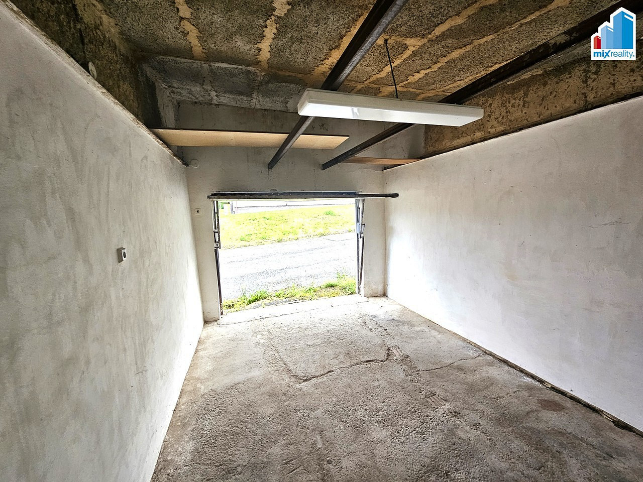 Pronájem garáže ve stříbře — photo 4