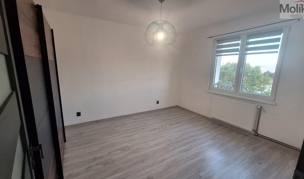 Pronájem bytu 2+1 52 m², Osek – náhled fotky 6