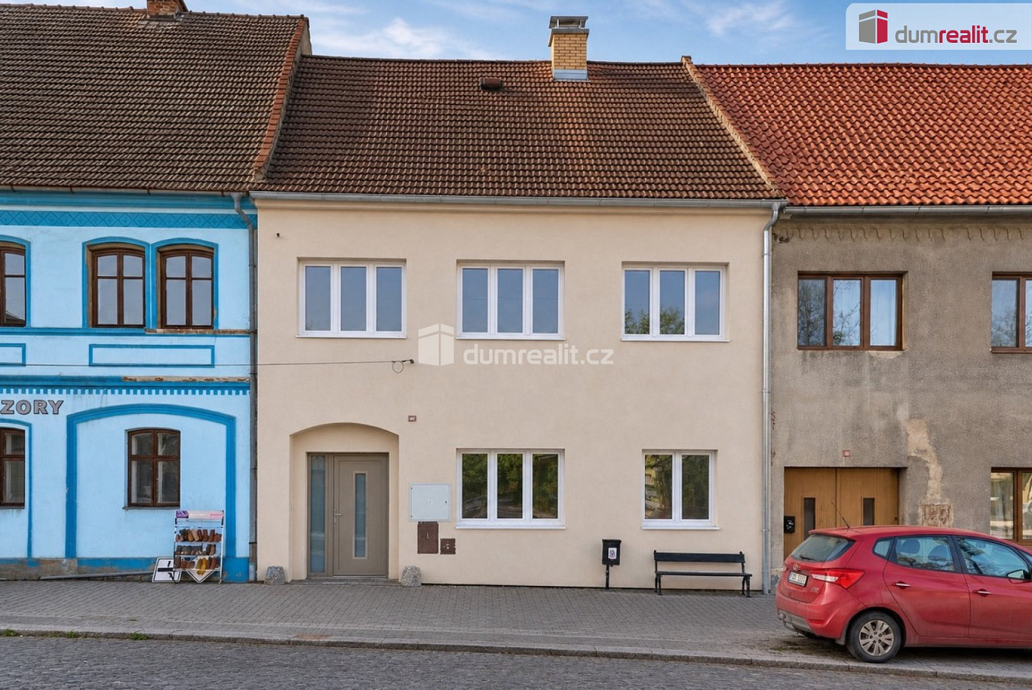 Prodej domu 200 m² s pozemkem 321 m²