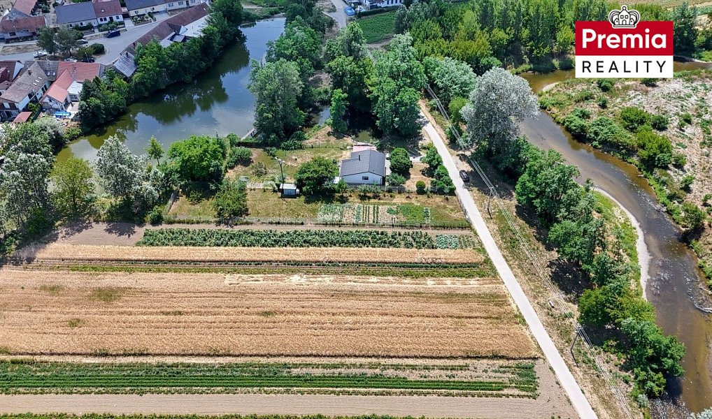 Prodej zahrady 1 034 m², Medlov – náhled fotky 8