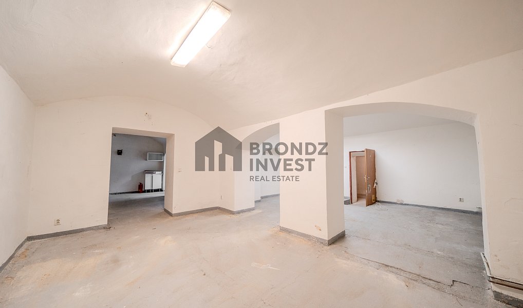 Pronájem obchodních prostor 253 m², Praha – náhled fotky 10