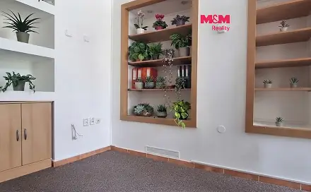 Pronájem kanceláře 50 m², Masarykovo náměstí, Přelouč, okres Pardubice