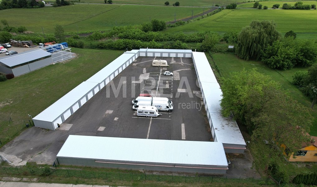 Milovice - pronájem parkovacího stání 15 m2, okr. Nymburk, Milovice – náhled fotky 4