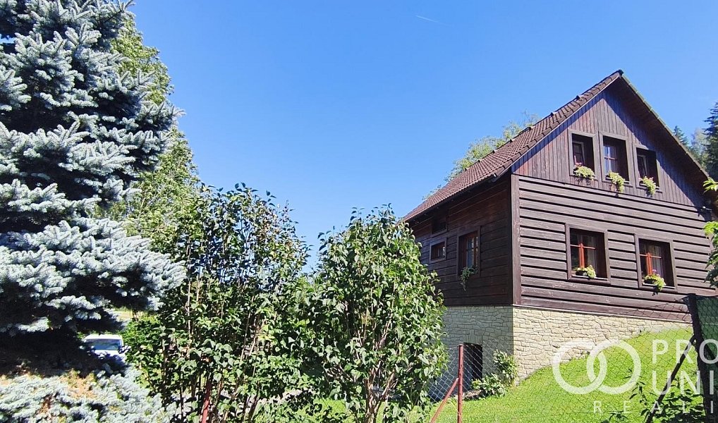 Prodej domu 128 m² s pozemkem 767 m², Velké Karlovice – náhled fotky 2