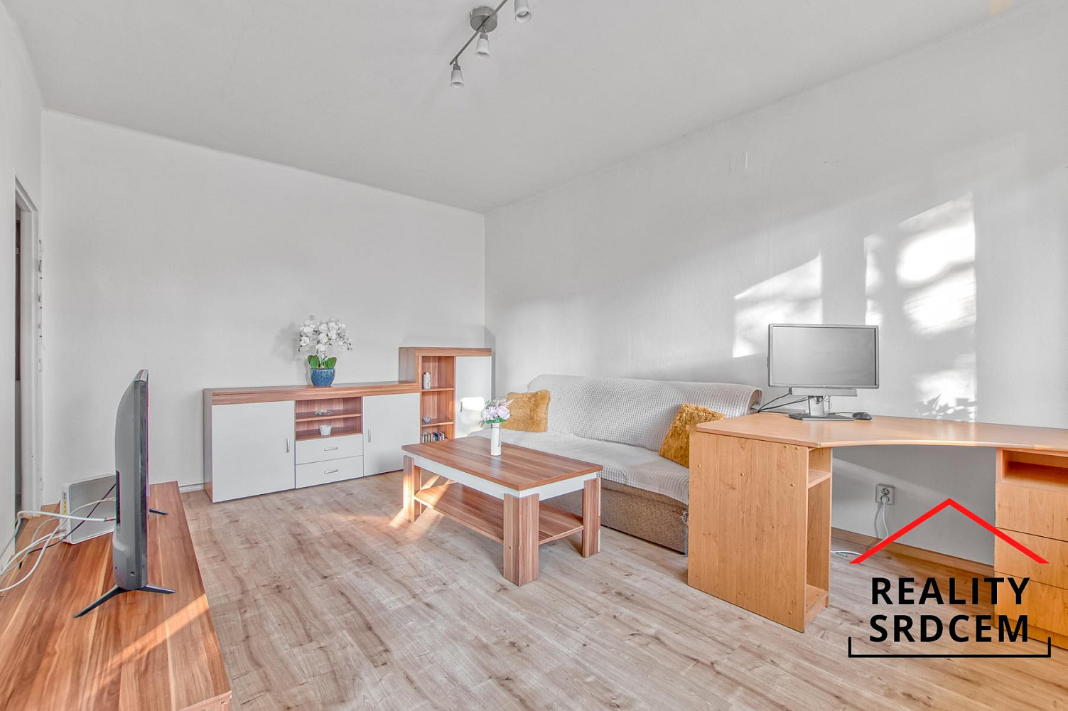 Pronájem bytu 2+1 52 m² – fotografie 4