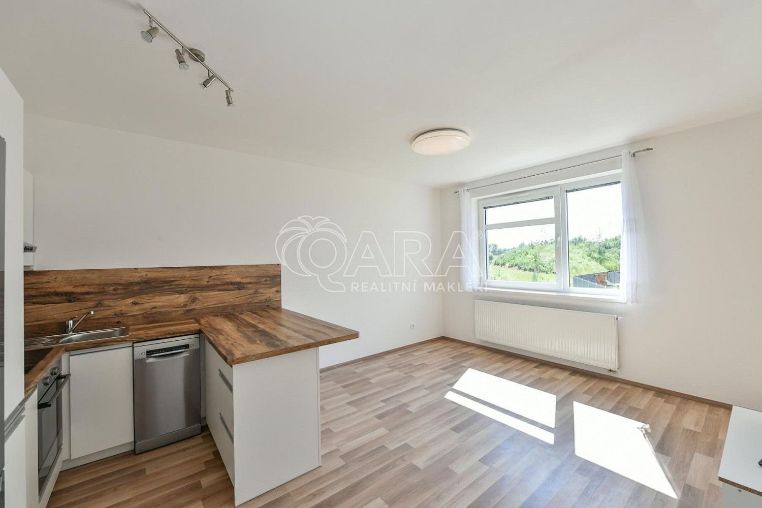 Pronájem bytu 2+kk 47 m² — photo 5