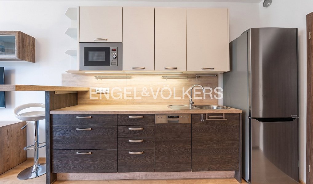 Prodej bytu 1+kk 30 m², Praha – náhled fotky 7