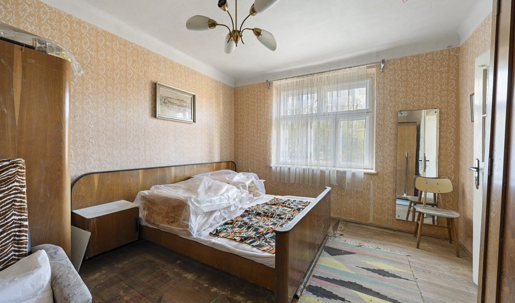 Prodej domu 66 m² s pozemkem 2 055 m², Komňa – náhled fotky 9