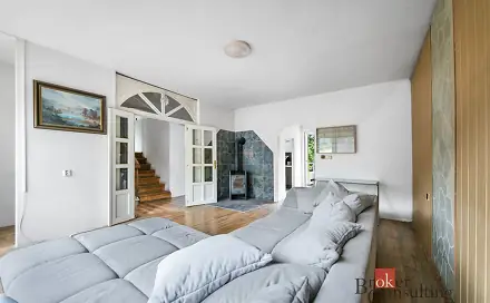 Prodej domu 263 m² s pozemkem 895 m², Na Drahách, Mirošov, okres Rokycany