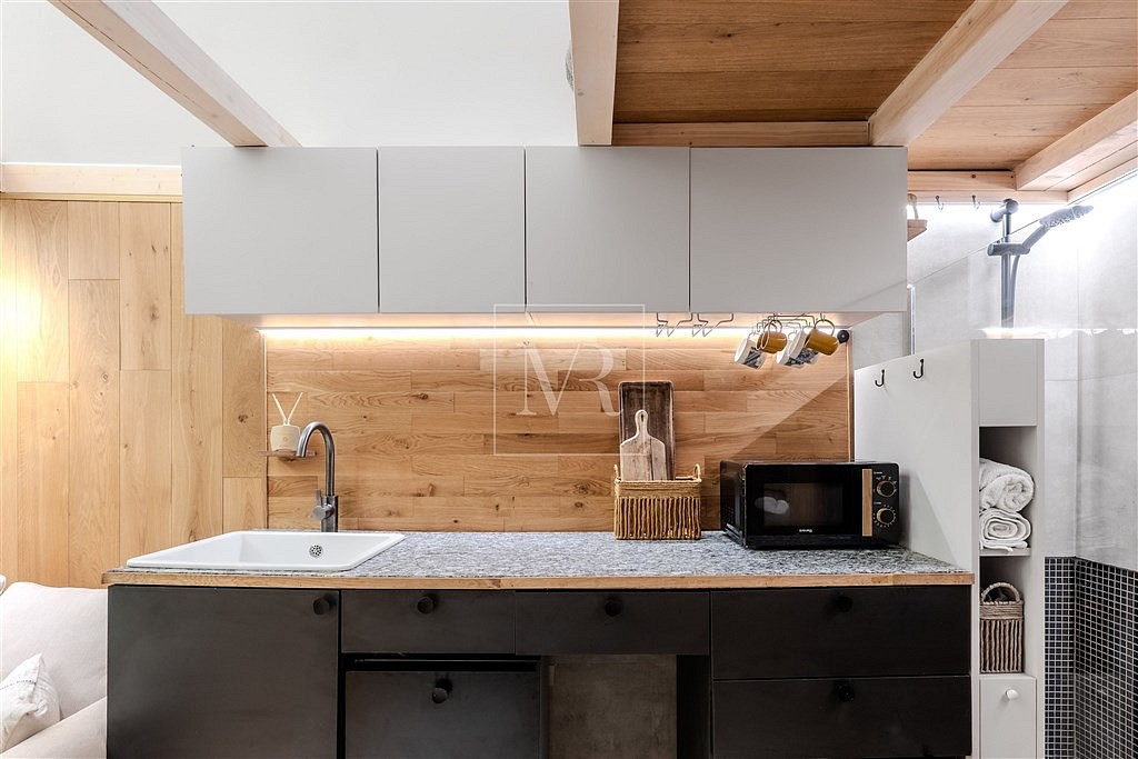 Prodej chaty/chalupy 24 m² s pozemkem 1 m² — photo 5