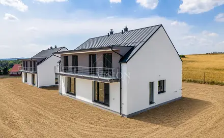 Prodej domu 149 m² s pozemkem 402 m², Týnec nad Sázavou, okres Benešov