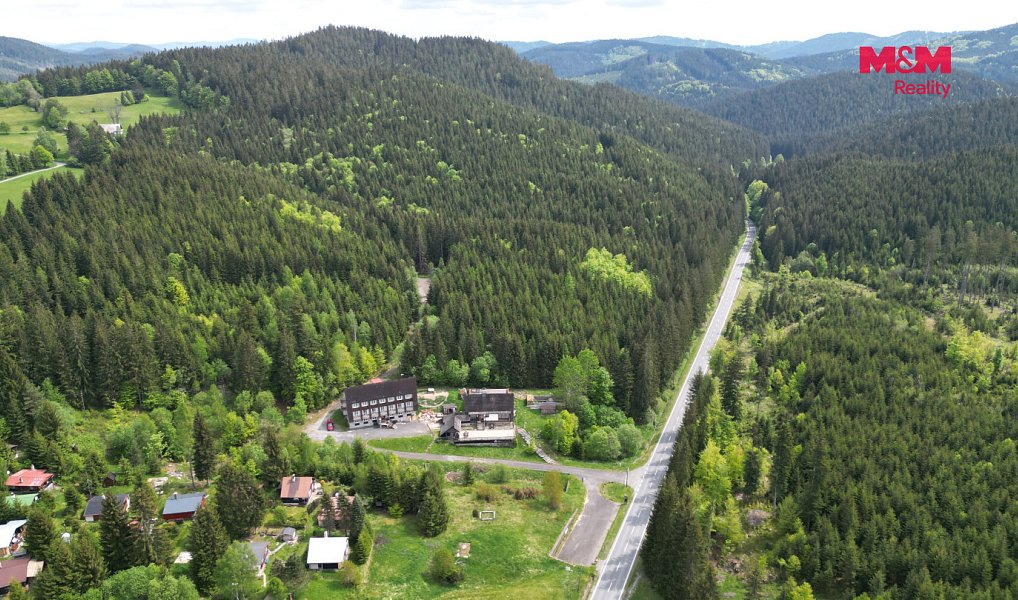 Prodej ubytovacího objektu 900 m², Bílá – náhled fotky 2