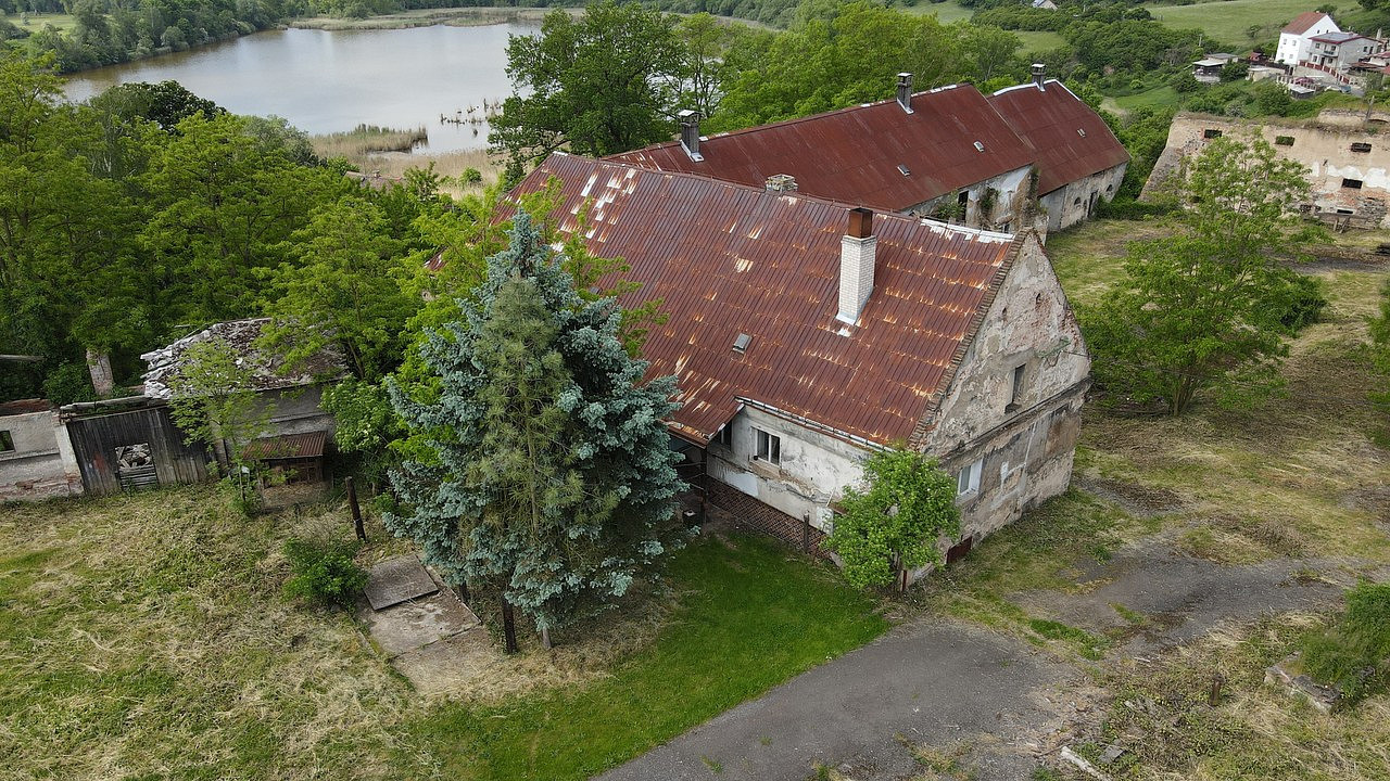 Prodej komerčního objektu (jiného typu) 10 657 m² – fotografie 4