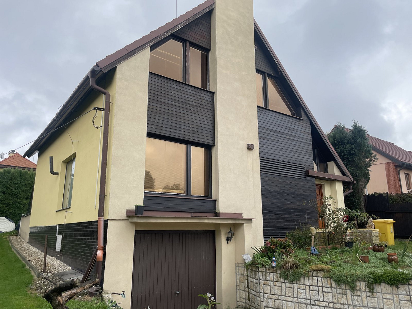 Prodej domu 198 m² s pozemkem 986 m² — photo 2